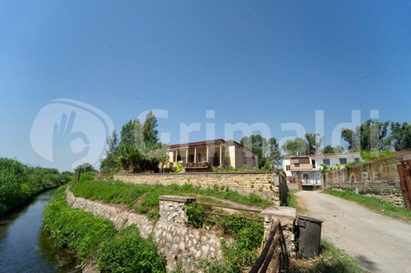 appartamento in vendita a Casoria in zona Centro Storico