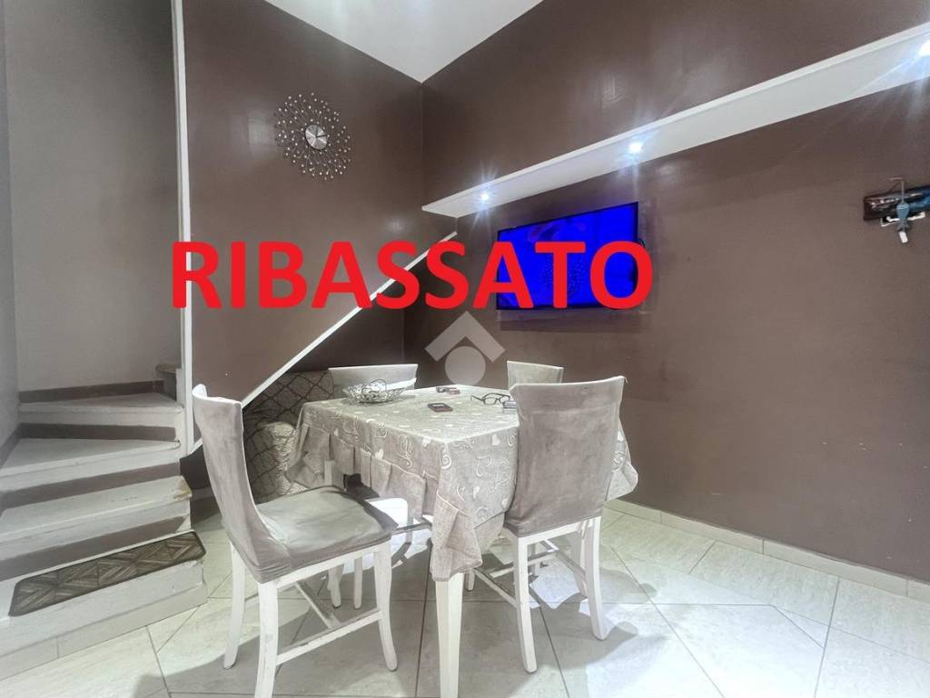 appartamento in vendita a Casoria in zona Centro Storico