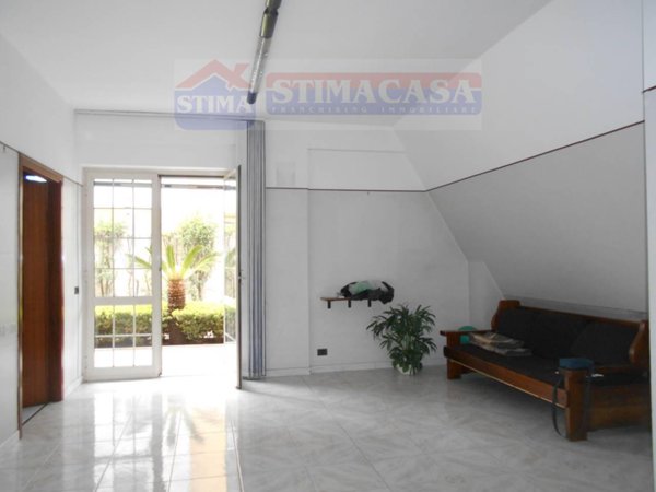 ufficio in vendita a Casoria