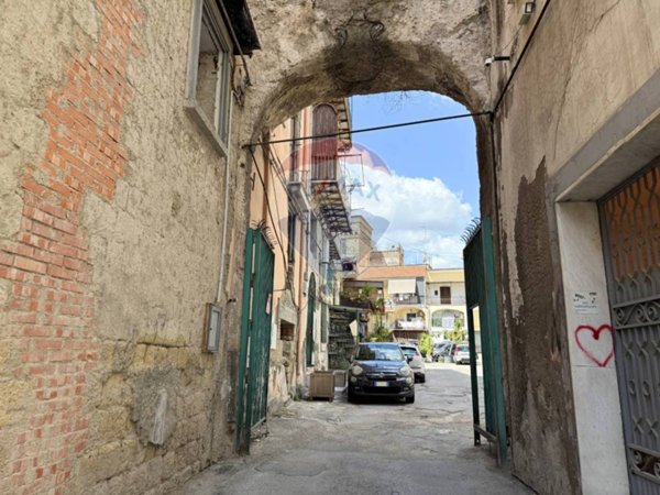 casa indipendente in vendita a Casoria in zona Centro Storico