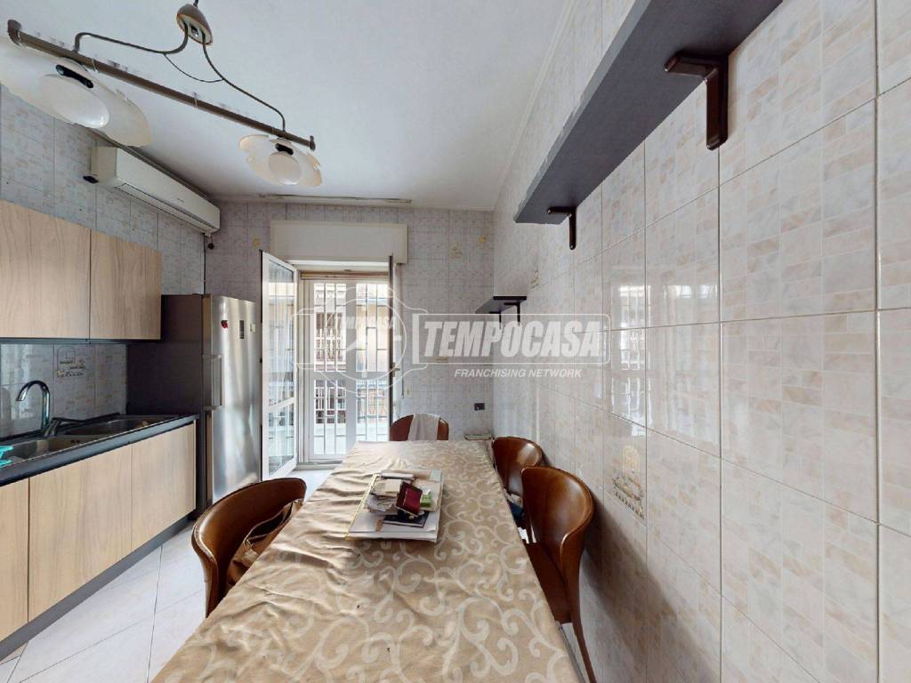 appartamento in vendita a Casoria in zona Centro Storico