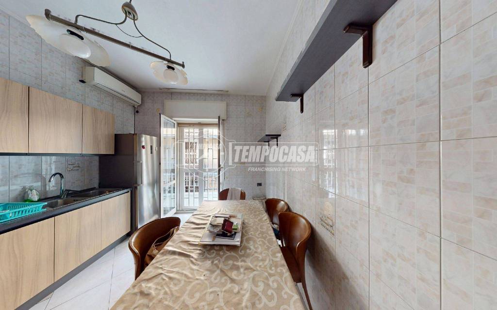 appartamento in vendita a Casoria in zona Centro Storico