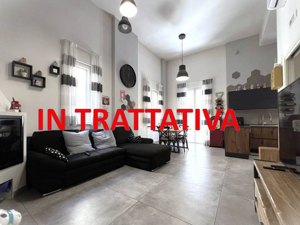 casa indipendente in vendita a Casoria in zona Centro Storico