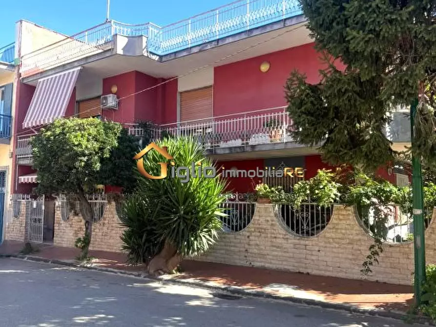 casa indipendente in vendita a Casoria in zona Centro Storico