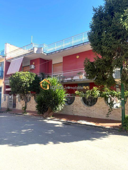 casa indipendente in vendita a Casoria