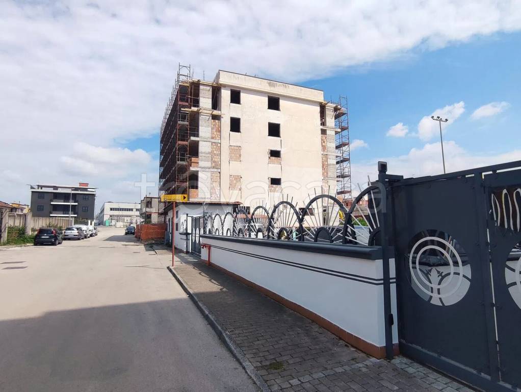 appartamento in vendita a Casoria in zona Arpino