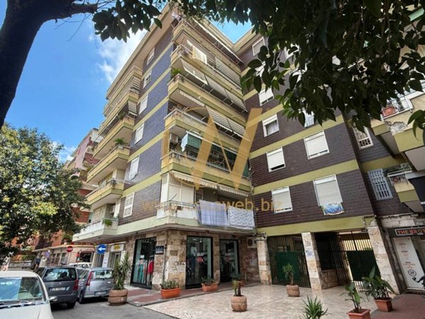 appartamento in vendita a Casoria in zona Centro Storico