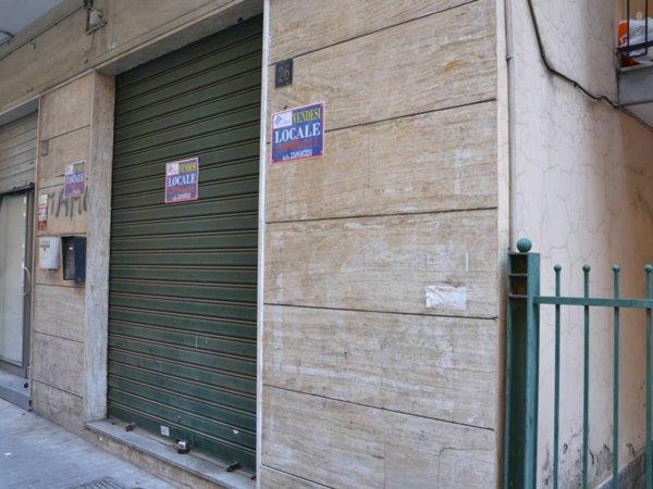 negozio in vendita a Casoria in zona Centro Storico