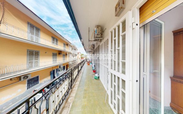 appartamento in vendita a Casoria in zona Centro Storico