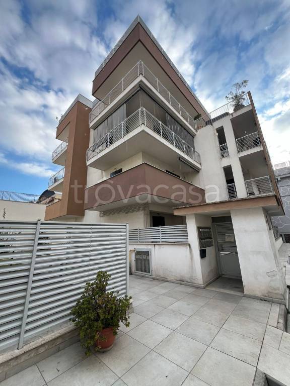 appartamento in vendita a Casoria in zona Arpino