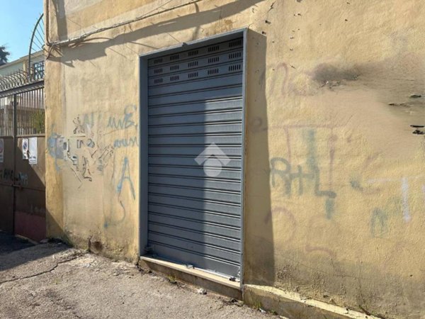 negozio in vendita a Casoria