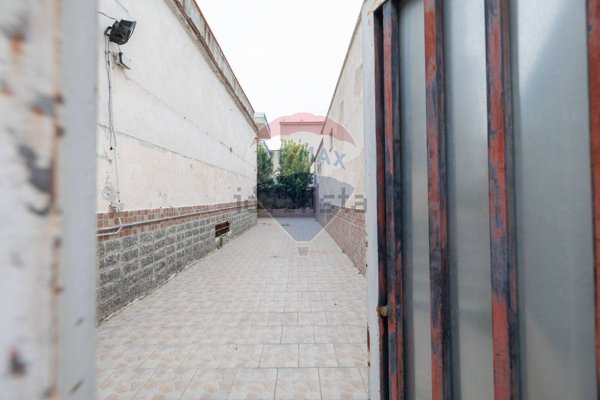 casa indipendente in vendita a Casoria in zona Centro Storico