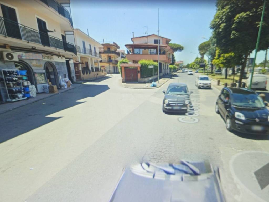 negozio in vendita a Casoria