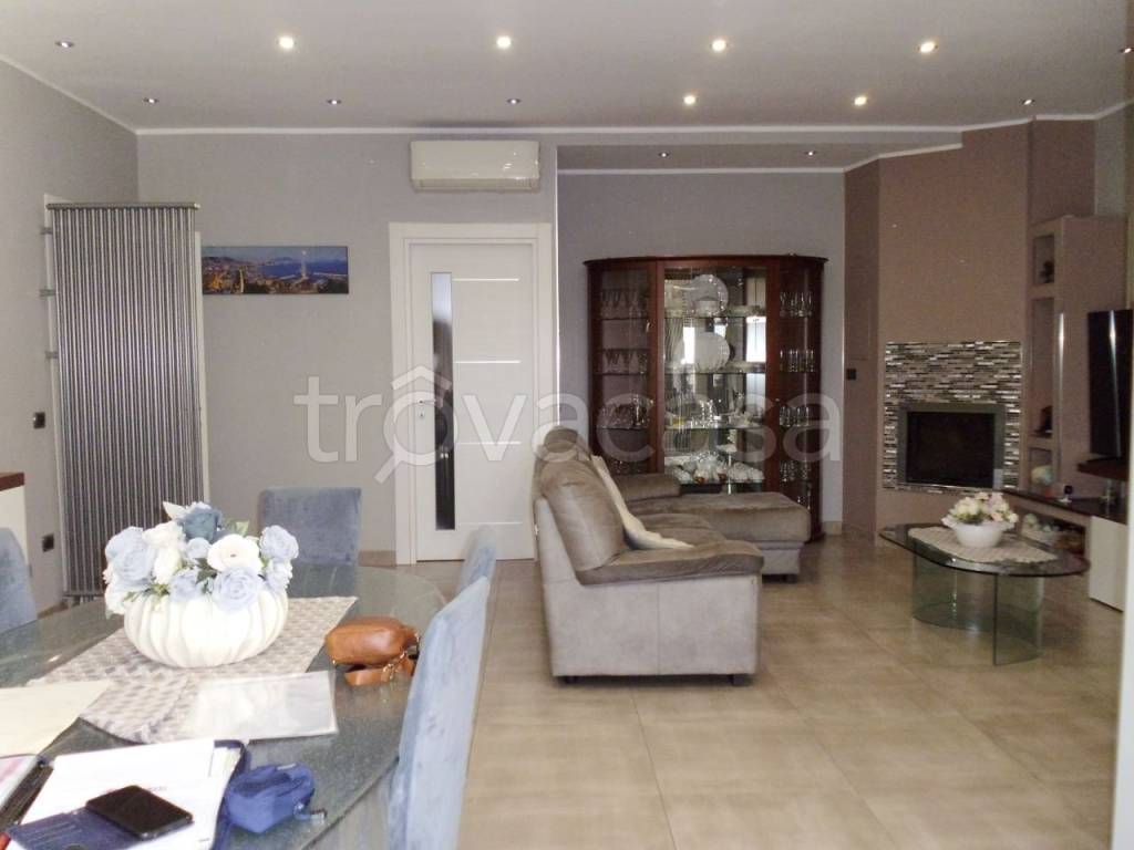 appartamento in vendita a Casoria