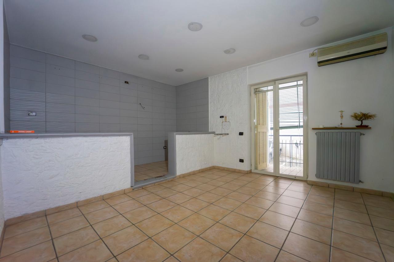 appartamento in vendita a Casoria in zona Arpino