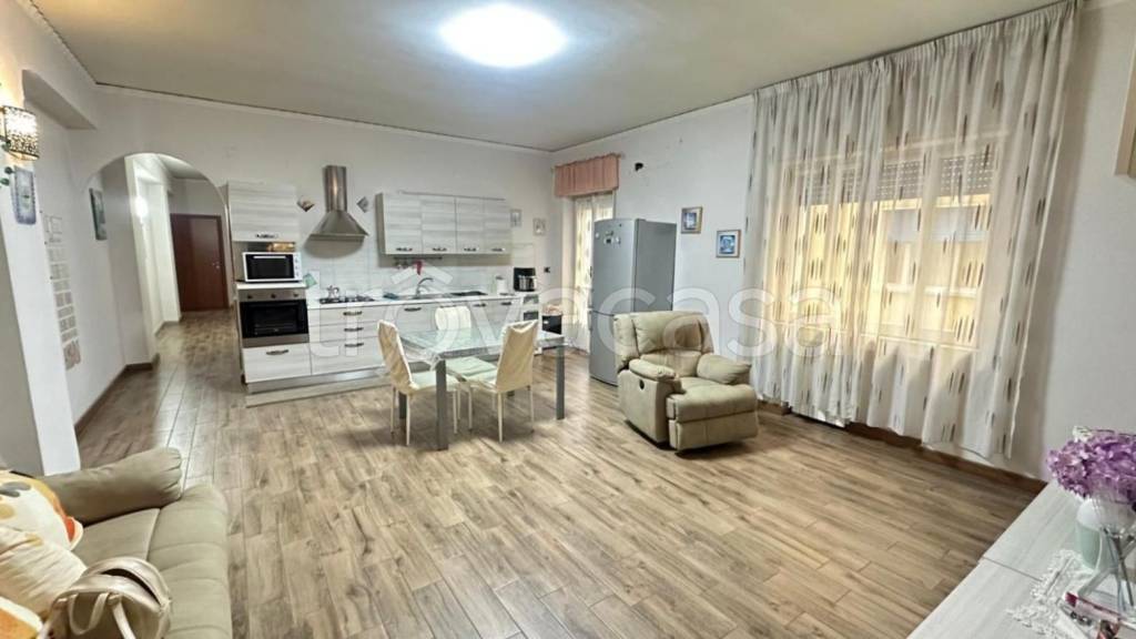 appartamento in vendita a Casoria in zona Centro Storico