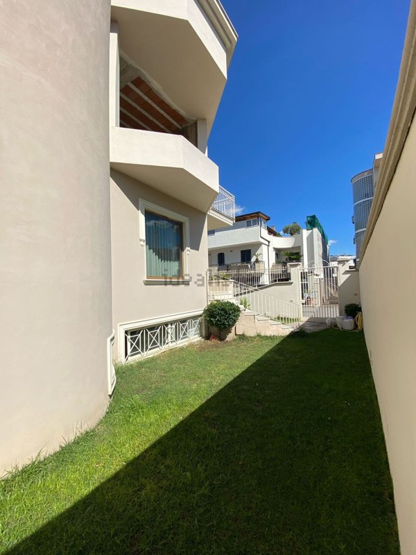 casa indipendente in vendita a Casoria