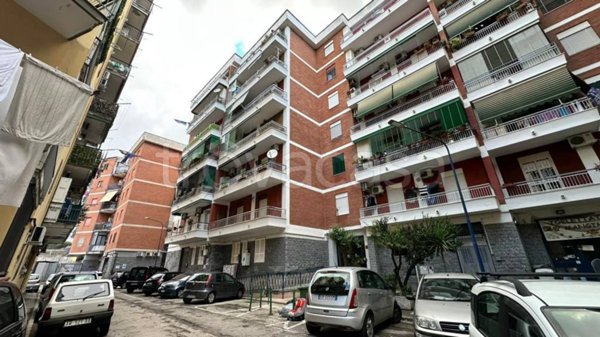 appartamento in vendita a Casoria in zona Arpino