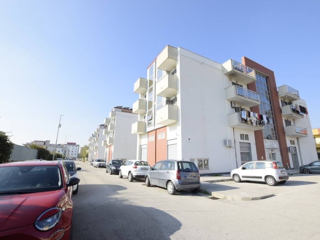 appartamento in vendita a Casoria in zona Arpino