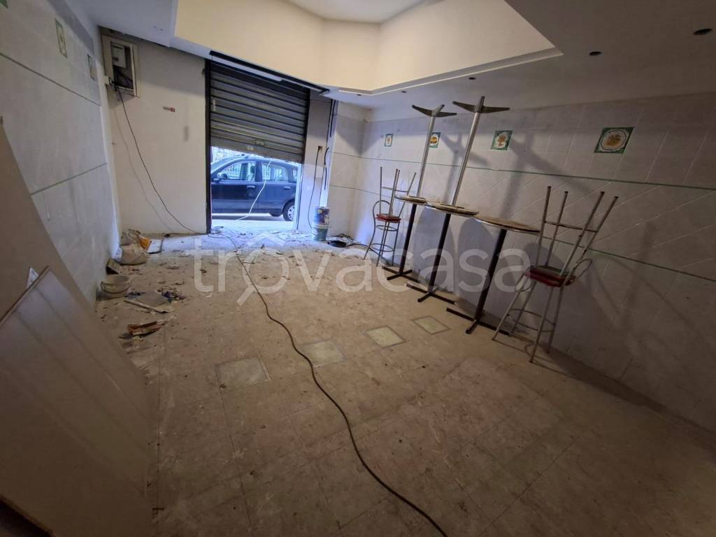 negozio in vendita a Casoria