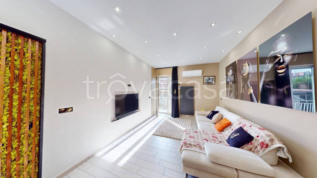 appartamento in vendita a Casoria in zona Centro Storico