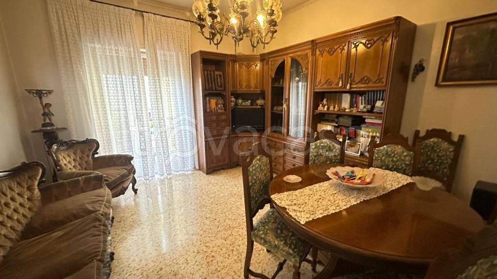 appartamento in vendita a Casoria in zona Arpino