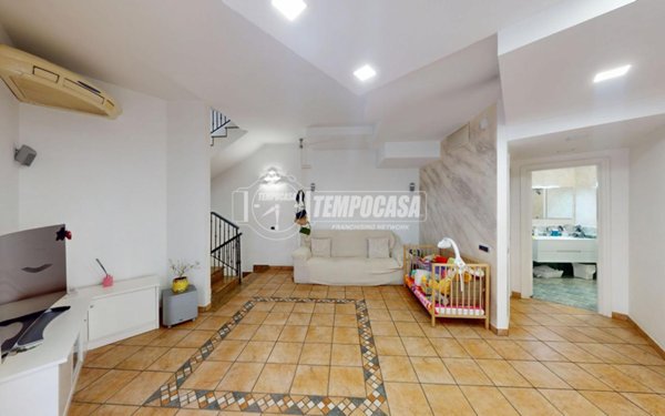 appartamento in vendita a Casoria in zona Centro Storico