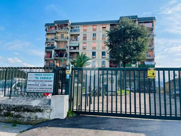 appartamento in vendita a Casoria in zona Arpino