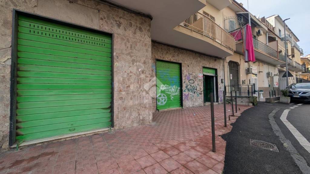 negozio in vendita a Casoria