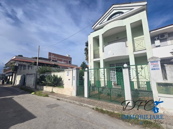 casa indipendente in vendita a Casoria