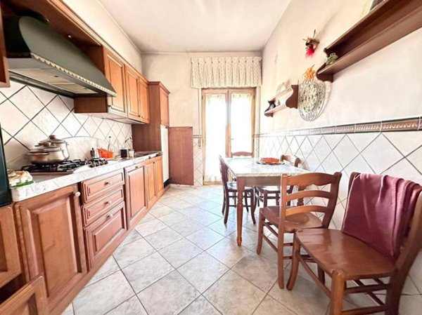 appartamento in vendita a Casoria in zona Arpino