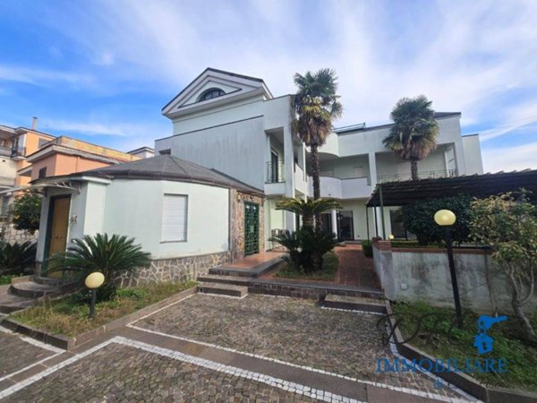 casa indipendente in vendita a Casoria