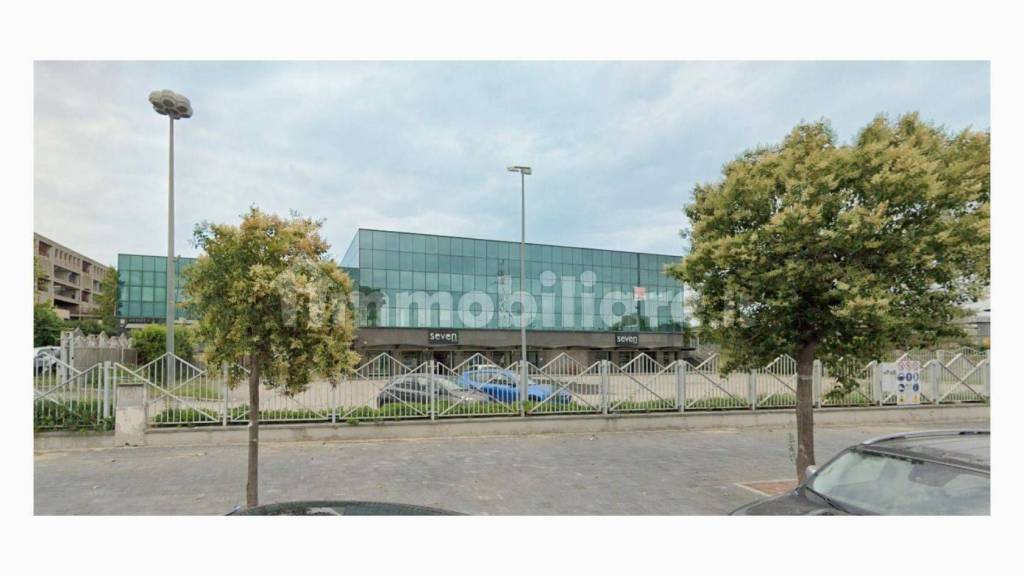 ufficio in vendita a Casoria in zona Arpino