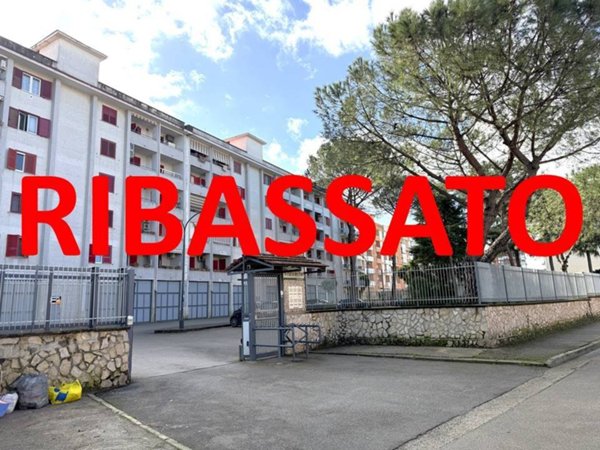 appartamento in vendita a Casoria in zona Centro Storico