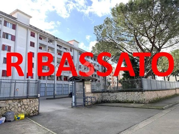 appartamento in vendita a Casoria in zona Centro Storico