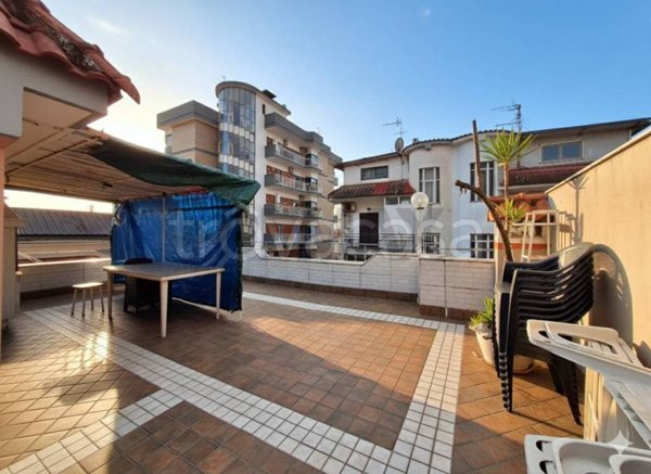 casa indipendente in vendita a Casoria