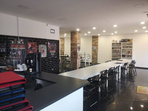 negozio in vendita a Casoria