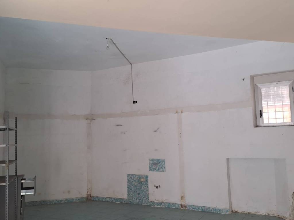 negozio in vendita a Casoria