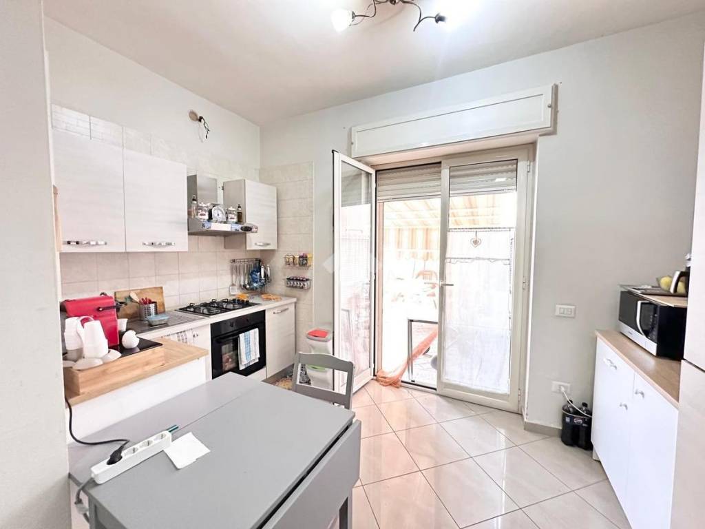 appartamento in vendita a Casoria in zona Arpino