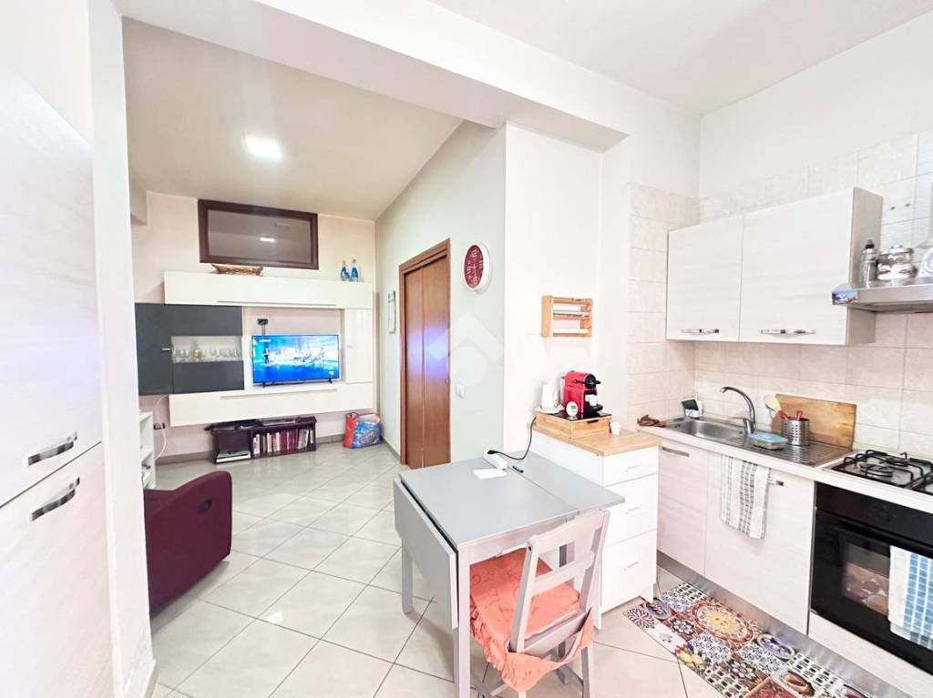 appartamento in vendita a Casoria in zona Arpino