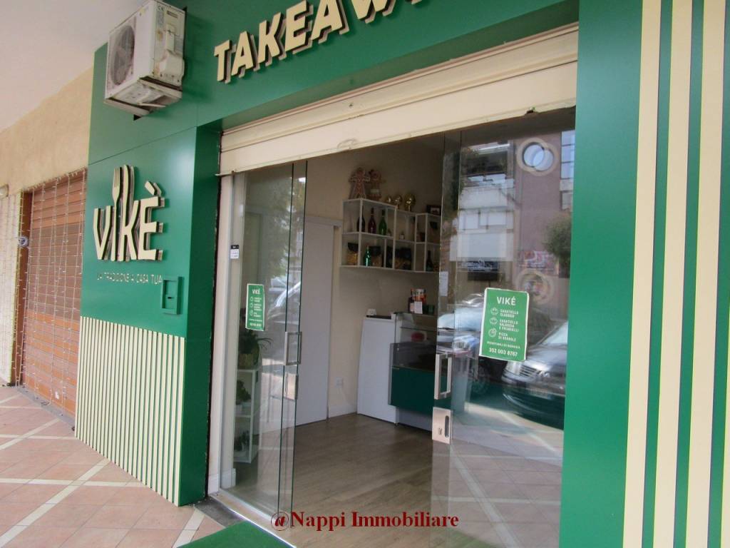 negozio in vendita a Casoria