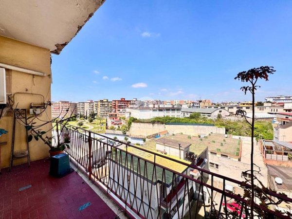 appartamento in vendita a Casoria in zona Arpino