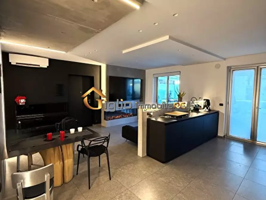 appartamento in vendita a Casoria in zona Centro Storico