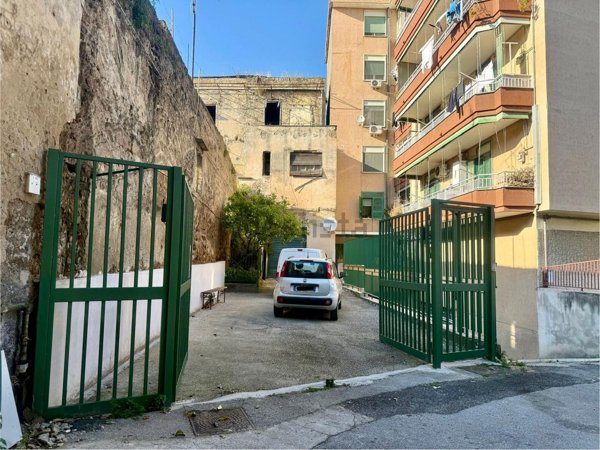 appartamento in vendita a Casoria in zona Centro Storico