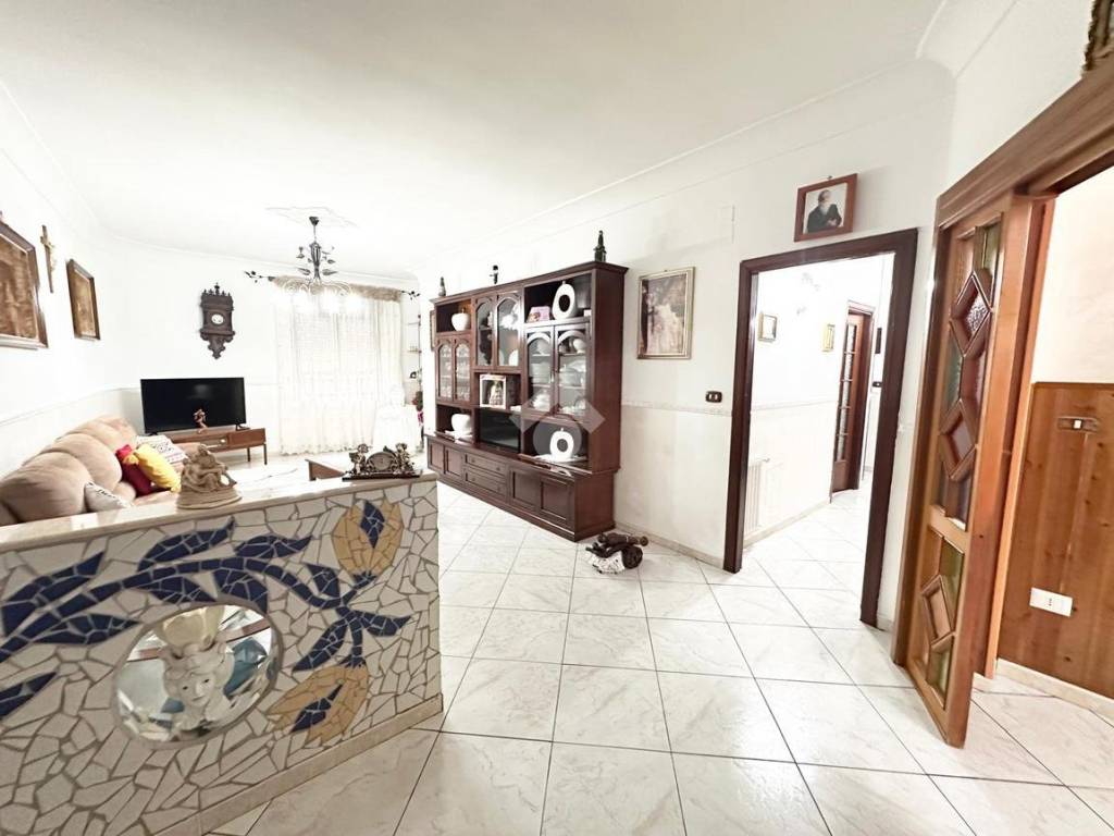 appartamento in vendita a Casoria in zona Arpino