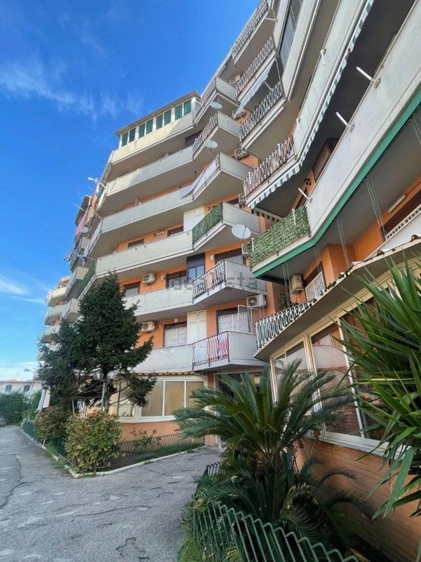 appartamento in vendita a Casoria in zona Arpino