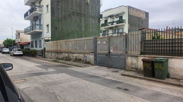 negozio in vendita a Casoria