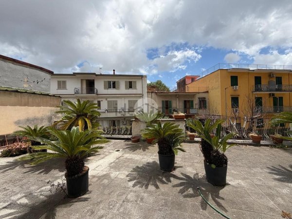 casa indipendente in vendita a Casoria in zona Centro Storico