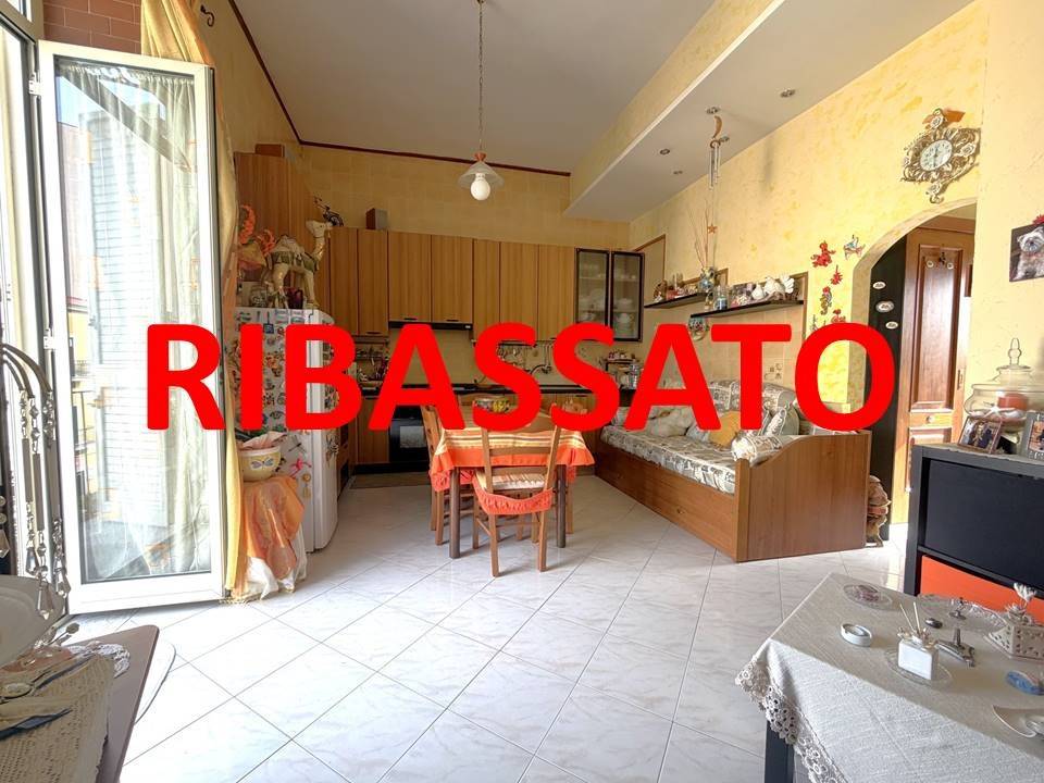 appartamento in vendita a Casoria in zona Centro Storico