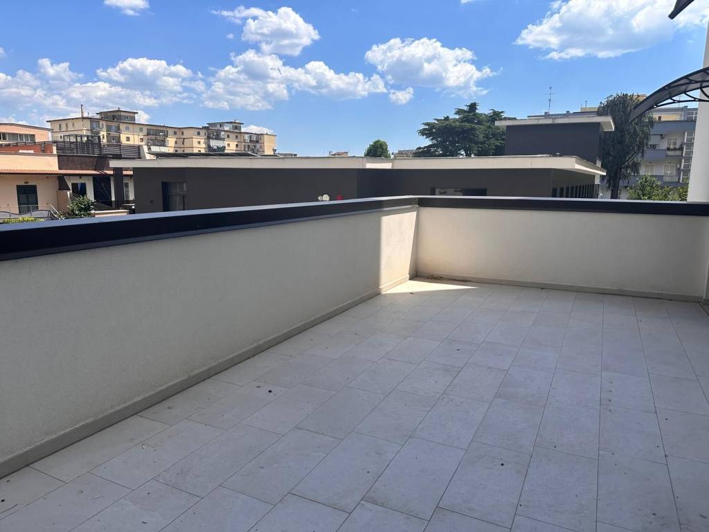 appartamento in vendita a Casoria in zona Centro Storico